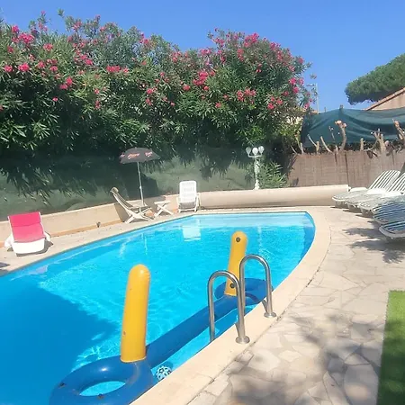 Вилла Maison D'exception Meublee Piscine Privee & Cheminee A 2min Et Commerces Марсейан