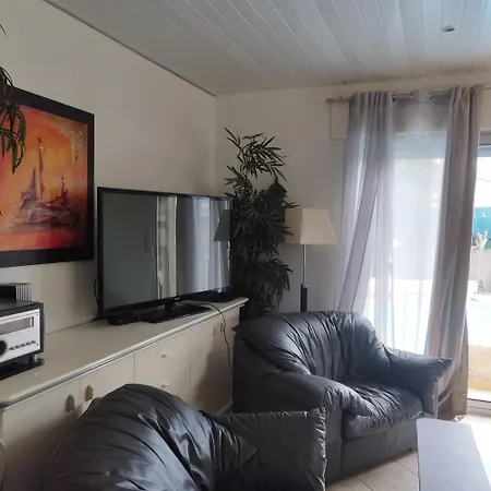 Maison D'exception Meublée Piscine Privée&cheminée A 2min Et Commerces Villa